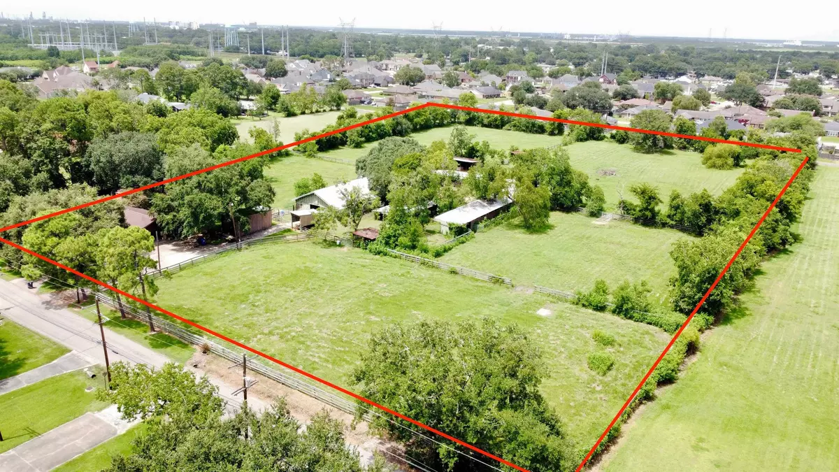Nederland, TX 77627,2900 Price St