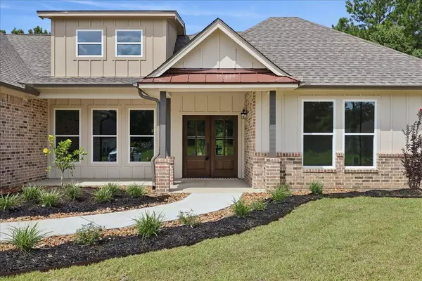 1990 Brenner Blvd, Lumberton, TX 77657