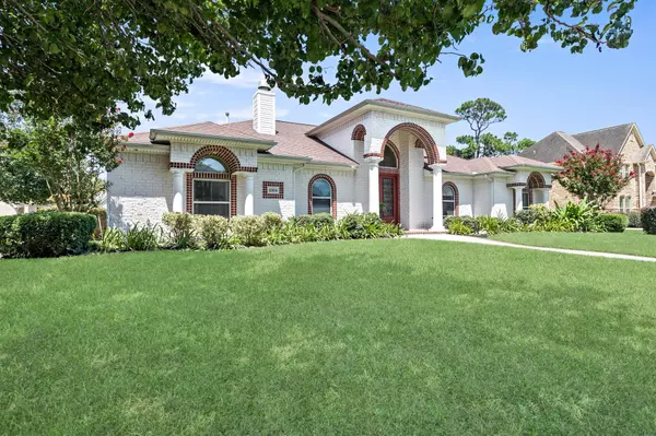 Nederland, TX 77627,1004 Doornbos Lane