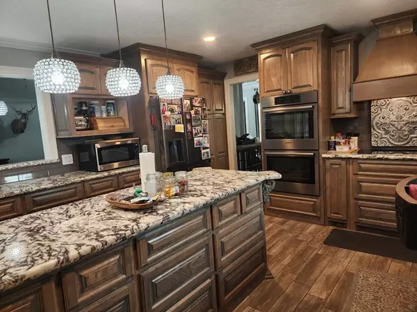 Port Neches, TX 77651,306 Nugent