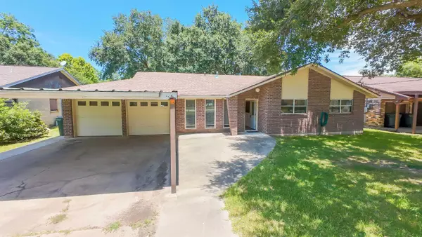 8860 Blaylock Ln #8860 Blaylock, Beaumont, TX 77707