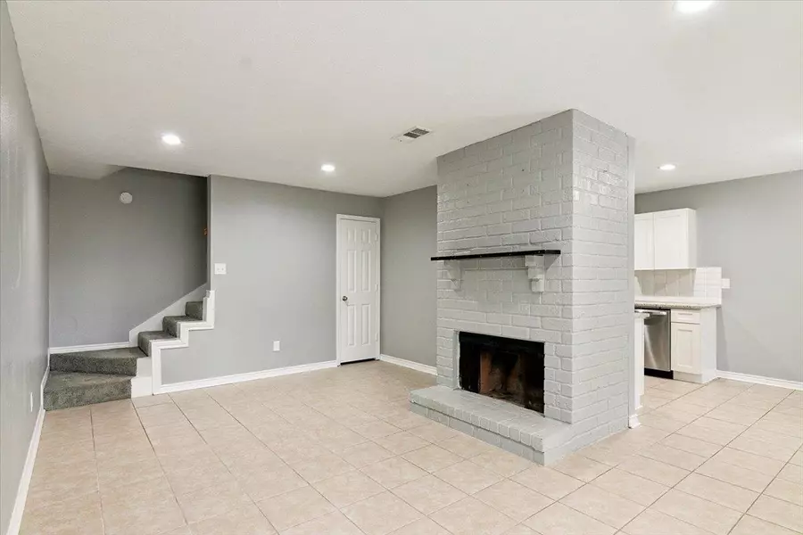 8540 Glenmeadow, Beaumont, TX 77706