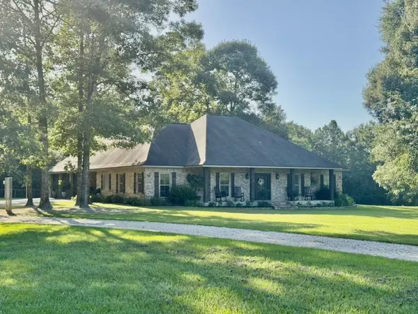 665 County Road 1270, Warren, TX 77664-8851