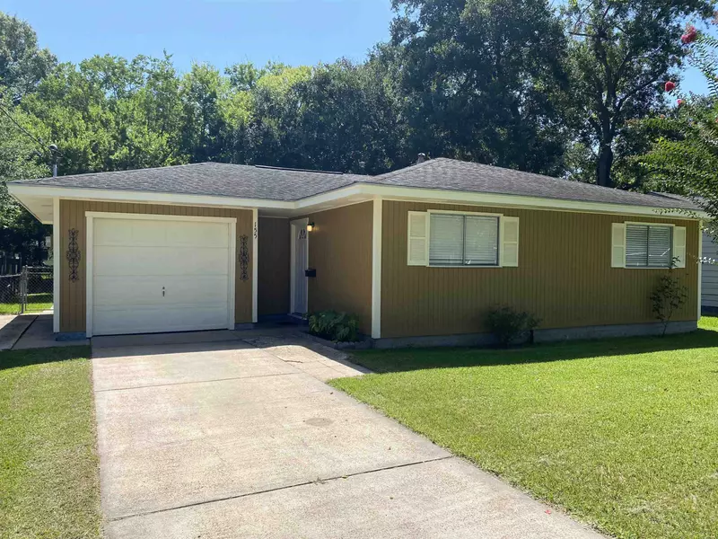 155 Smelker St, Beaumont, TX 77707