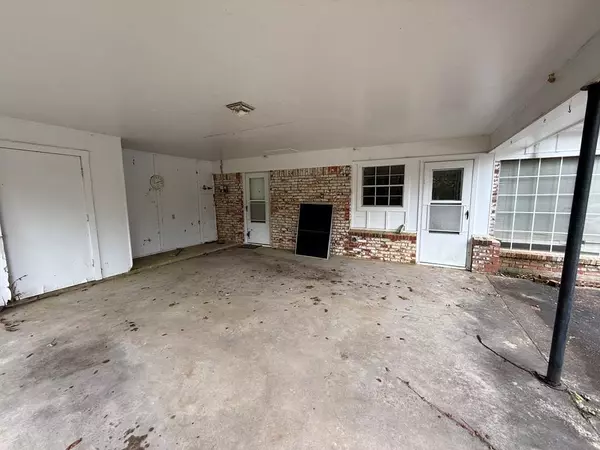 Jasper, TX 75951,210 Private Road 6241