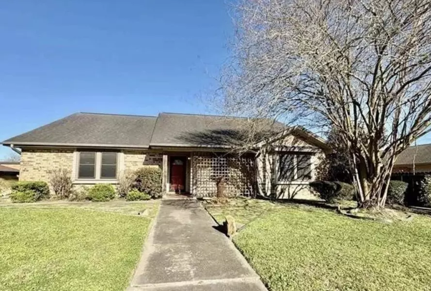 1218 Meadowridge, Beaumont, TX 77706