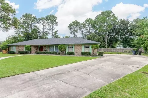 Groves, TX 77619,3039 Eugenia Lane