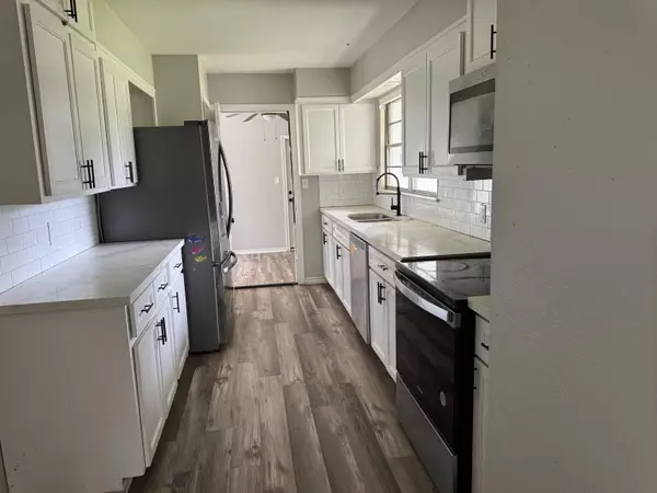 Beaumont, TX 77707,289 Hampton