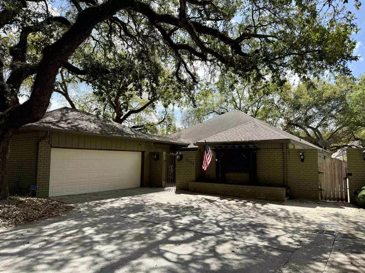 Beaumont, TX 77706,5835 Calder Av