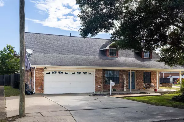 Port Neches, TX 77651,766 South Ave