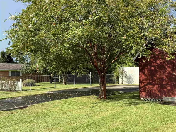 Rose Hill Acres, TX 77657,305 Neel