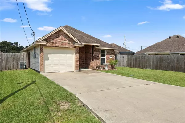 Lumberton, TX 77657,5215 Springwood Loop