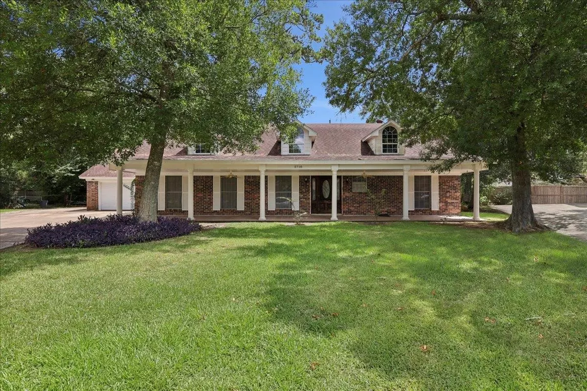 Beaumont, TX 77706,5710 Glasgow