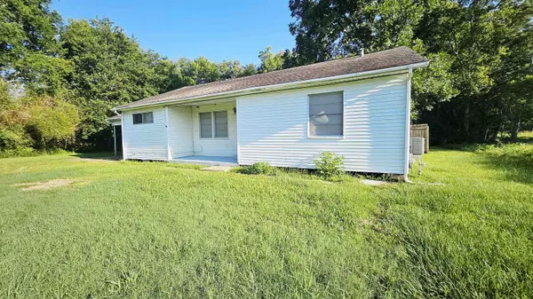 Sour Lake, TX 77659,140 W Hooks