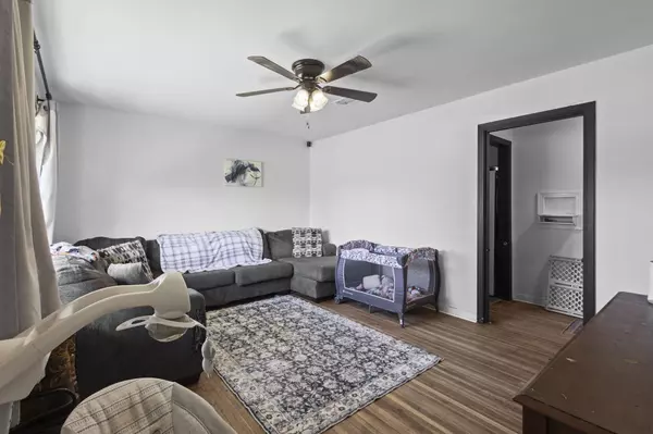 Port Neches, TX 77651,718 Central St