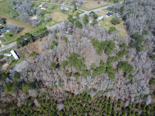 Hull, TX 77564,9496 FARM TO MARKET 770 N