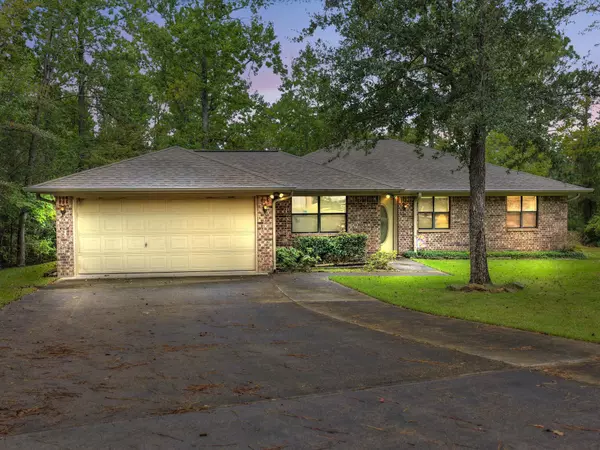 155 Cedar Bend Lane, Brookeland, TX 75931