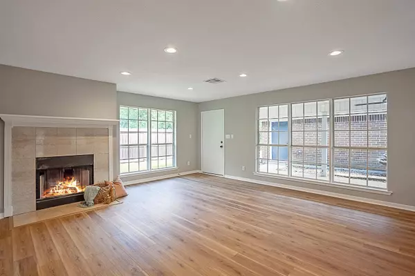 Nederland, TX 77627,505 S 27th Street