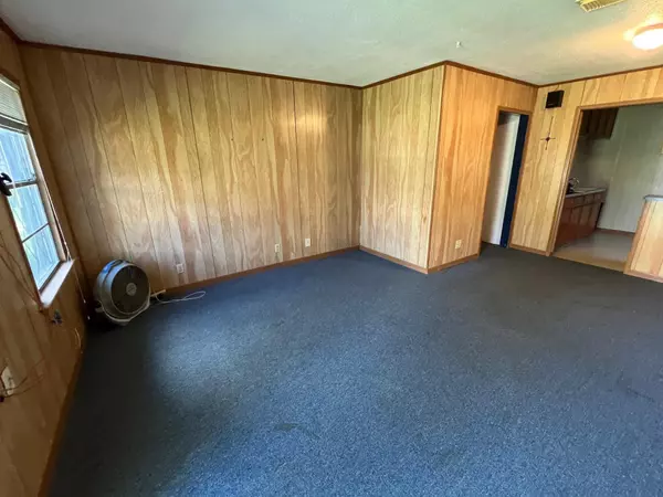 Groves, TX 77619,3717 Hays Avenue