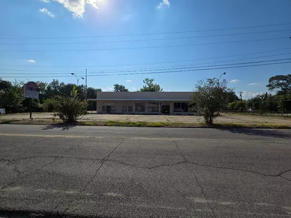 Orange, TX 77630,1011 N 10th Street