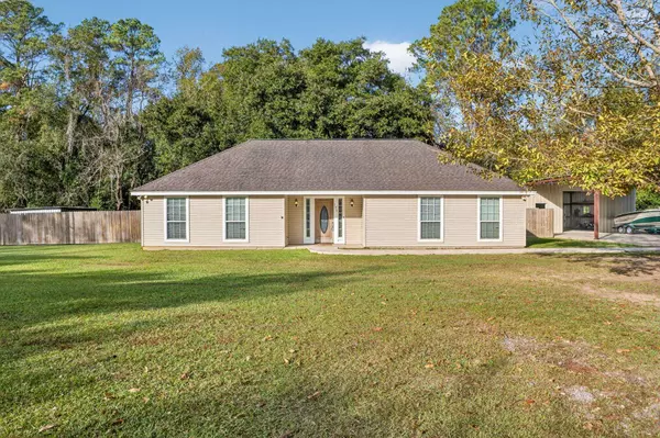 Buna, TX 77612,180 County Road 839