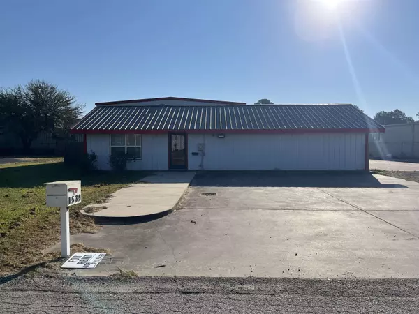 1539 EAST LN., Beaumont, TX 77713