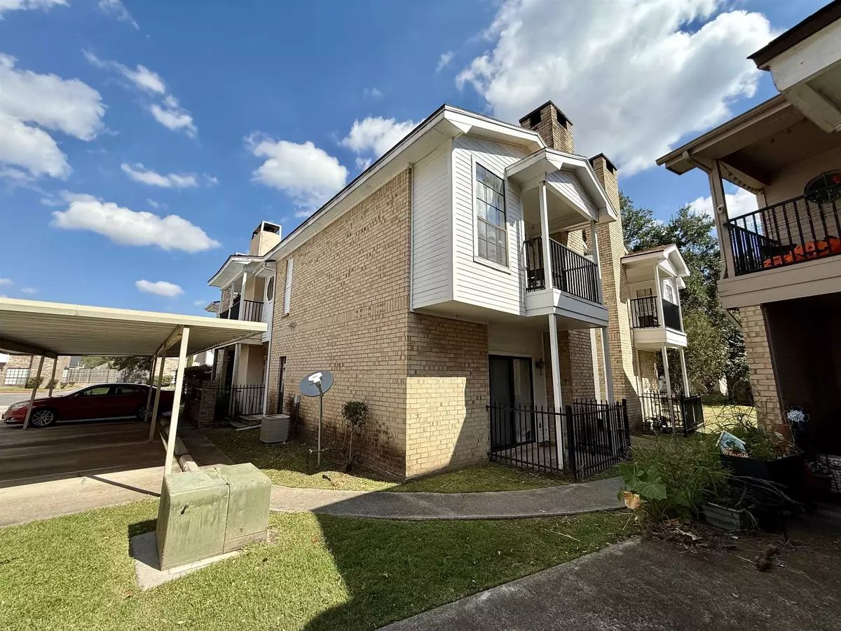 Beaumont, TX 77706,1620 Wellington Place #Unit 904