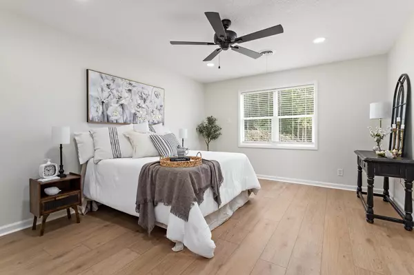 Nederland, TX 77627,1608 N 27TH