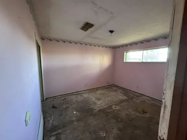 China, TX 77613,445 Dallas