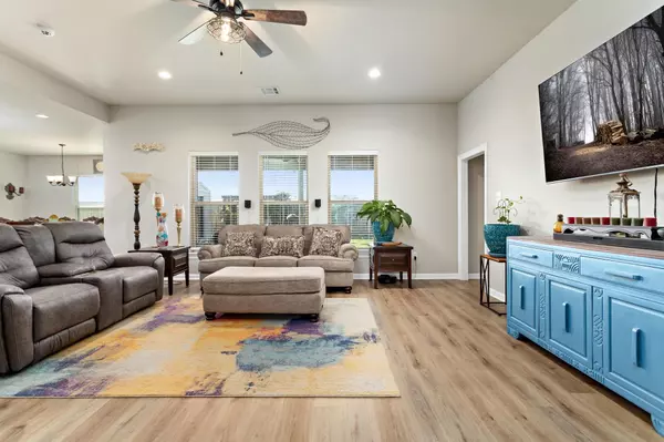 Orange, TX 77630,703 Cottonwood Dr