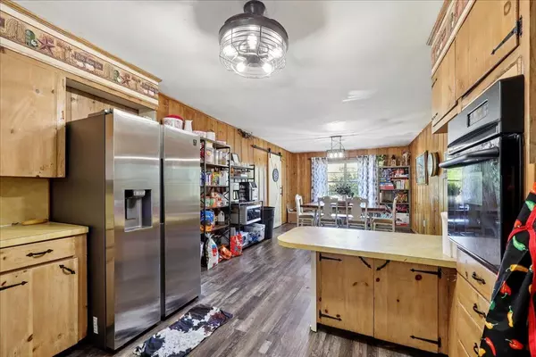 Silsbee, TX 77656,840 N 6TH ST