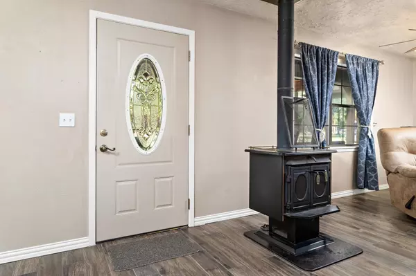 Call, TX 75933,258 County Road 3077