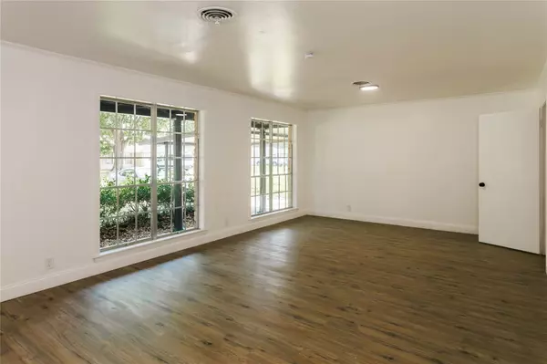 Beaumont, TX 77706,4640 Fieldwood