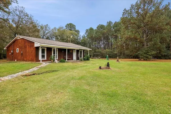 Hamshire, TX 77622-8467,13497 South Fork Dr