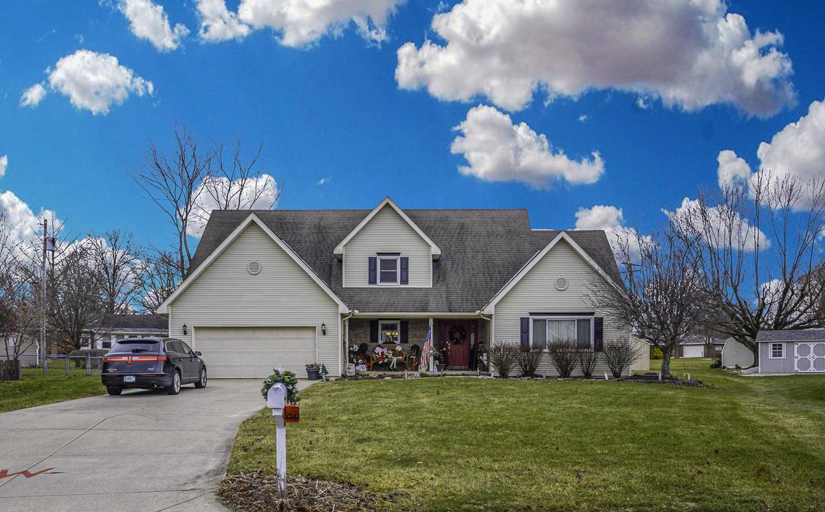 Wapakoneta, OH 45895,832 Helen Drive