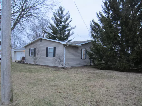 Wapakoneta, OH 45895,614 W Plum Street