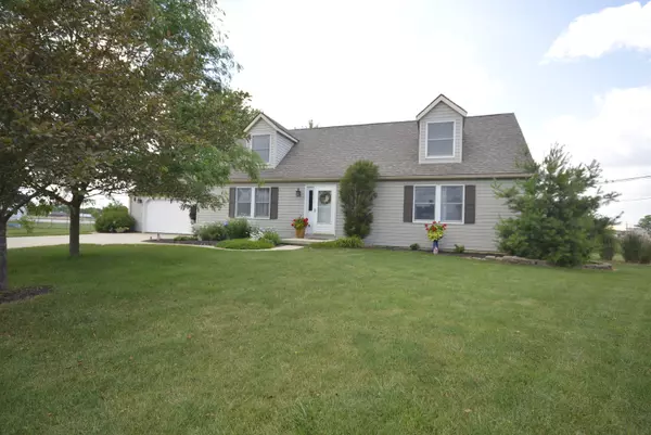 1207 Fernwood Drive, Wapakoneta, OH 45895