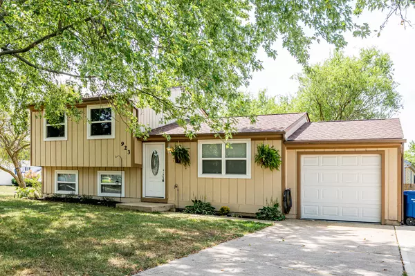 923 Fortunegate Drive, Westerville, OH 43081