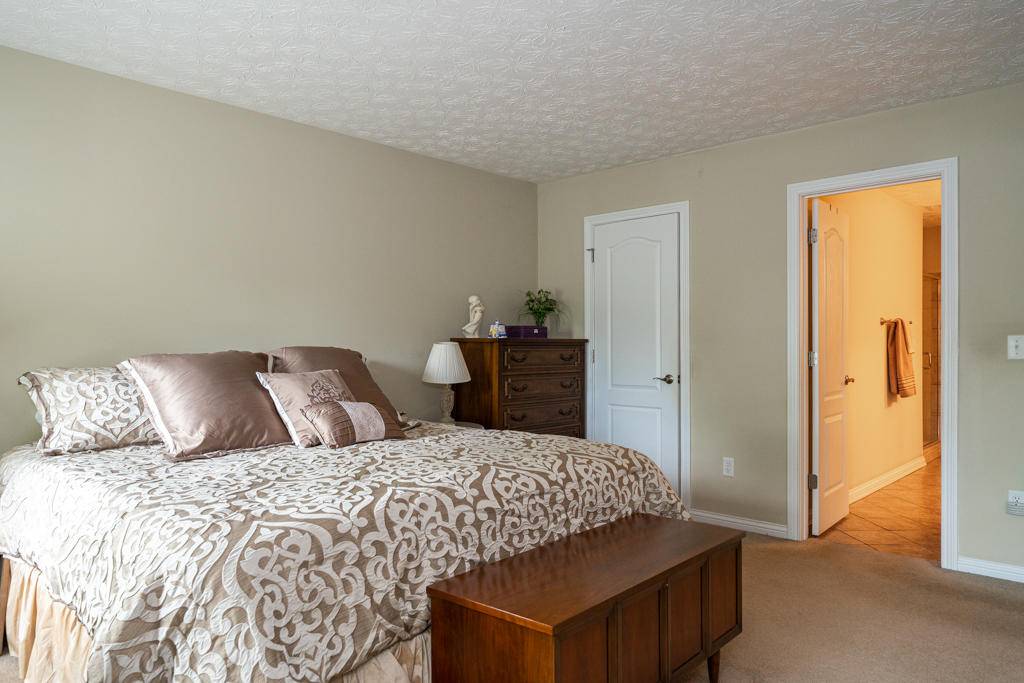 Dayton, OH 45424,6961 Breckenwood Drive