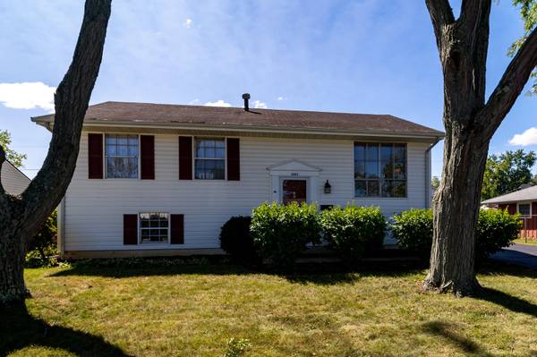 1221 Carman Avenue, New Carlisle, OH 45344