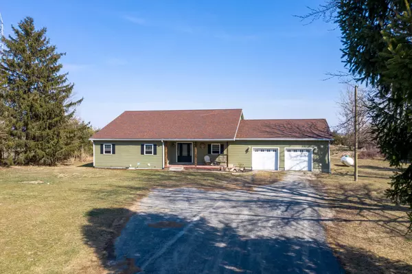 Kenton, OH 43326,17334 Township Road 95