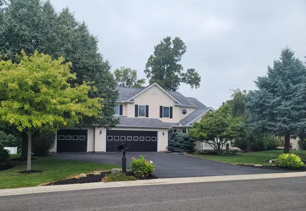 1121 Lost Creek Drive, Bellefontaine, OH 43311