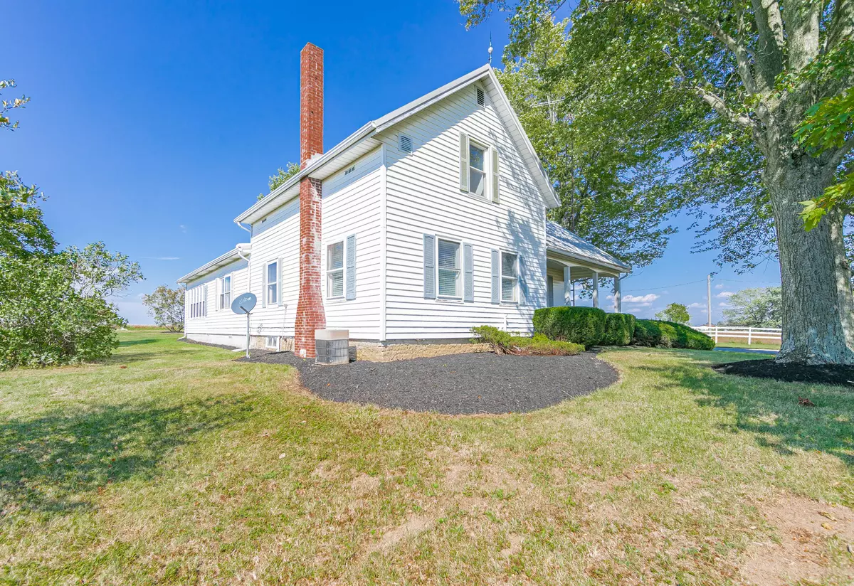 Kenton, OH 43326,9879 County Road 180