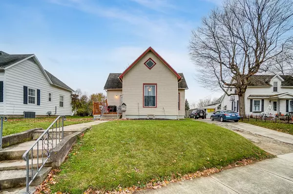 Wapakoneta, OH 45895,911 W Auglaize Street