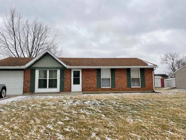 912 Canterbury, Wapakoneta, OH 45895