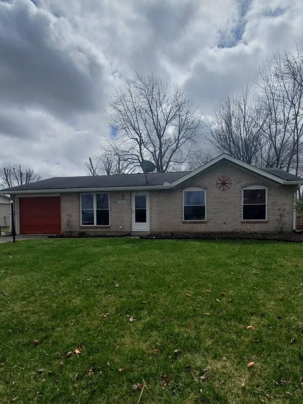 809 Magnolia Drive, Wapakoneta, OH 45895