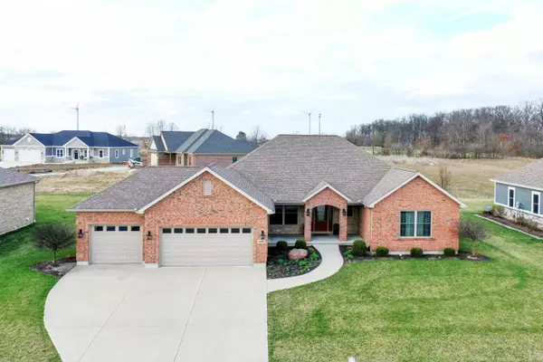 102 Bluestone Court,  Greenville,  OH 45331