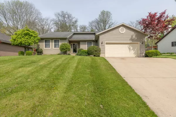 1300 Maple Leaf Court, Sidney, OH 45365