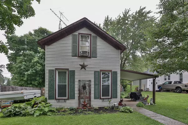 122 W Lynn Street,  Saint Paris,  OH 43072