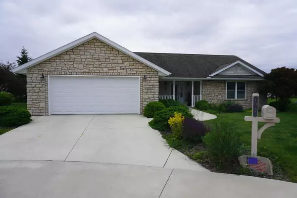 Wapakoneta, OH 45895,1045 Stonegate Court